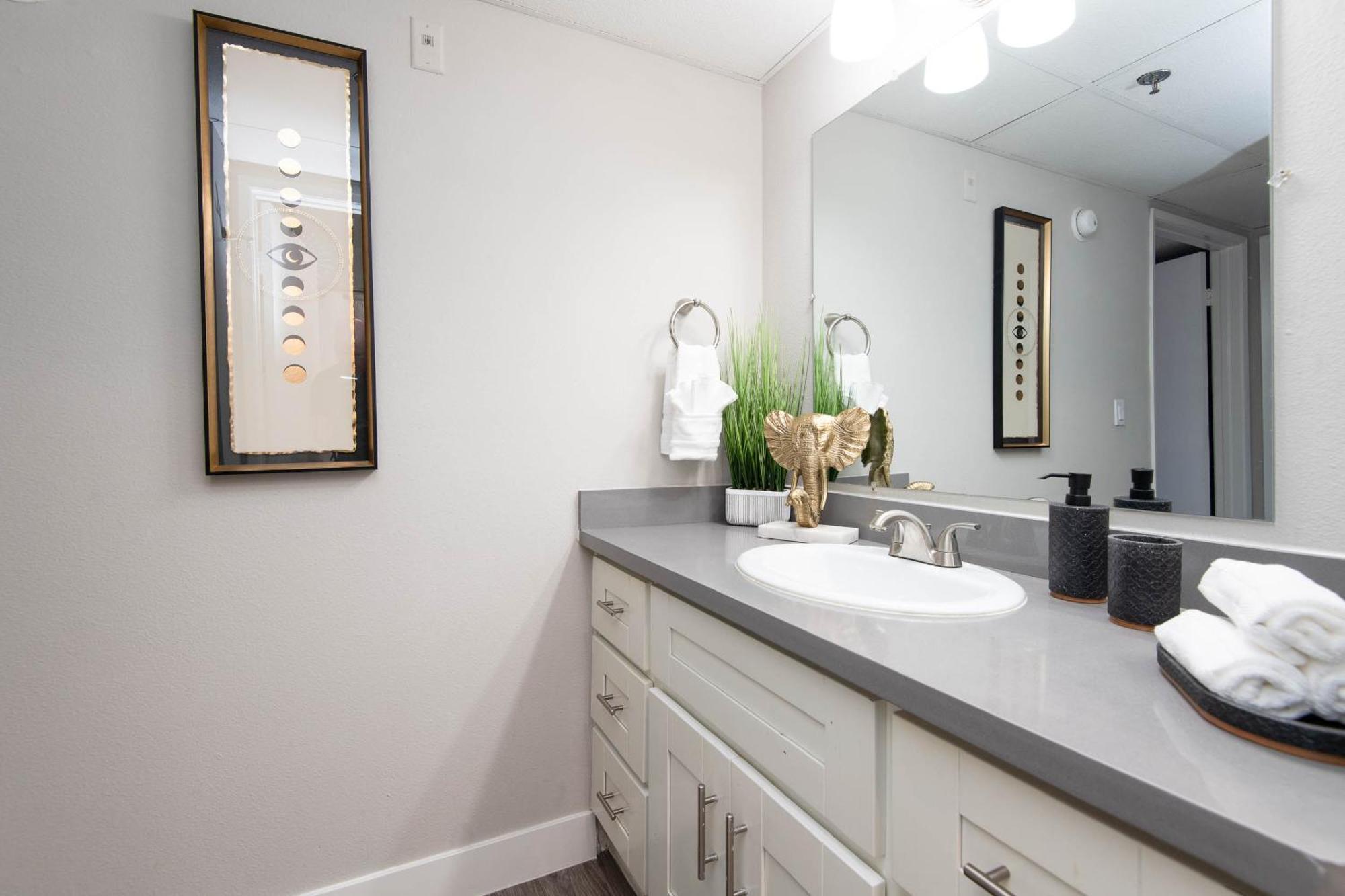 Luxury One Bedroom Apartments Free Parking&Pool Los Angeles Eksteriør bilde