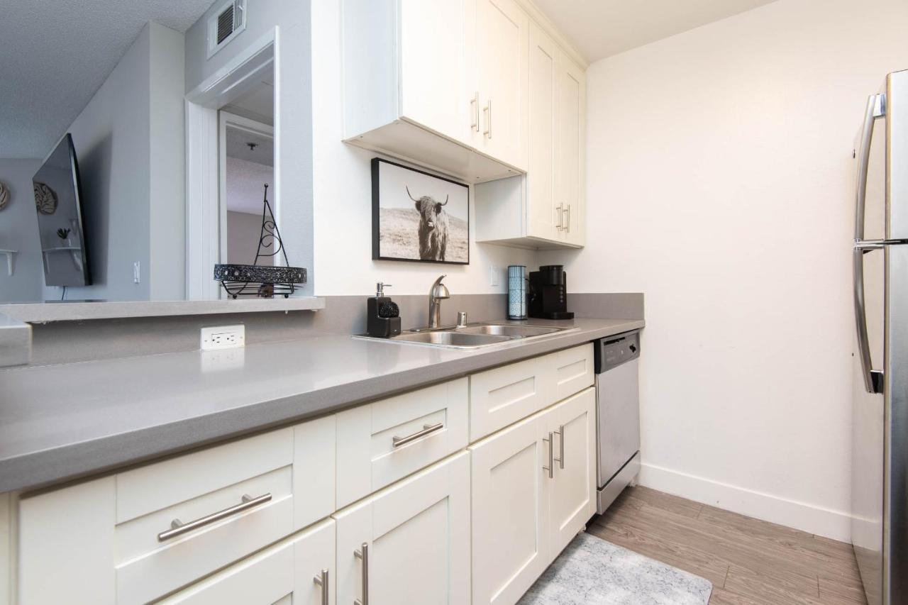 Luxury One Bedroom Apartments Free Parking&Pool Los Angeles Eksteriør bilde